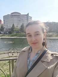 Анна Марар